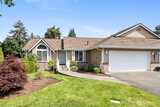8 Lakewood Oaks  in Lakewood