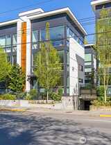 1142 10th  in Seattle