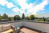 8811 Interlake  in Seattle