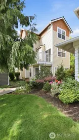 515 225th  in Sammamish