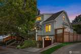 207 25th  in Seattle