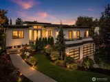 6515 106th  in Kirkland