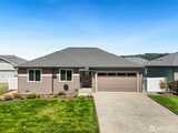 111 Cherry  in Orting