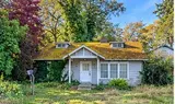 10210 Dekoven  in Lakewood