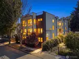 1039 Cloverdale  in Seattle