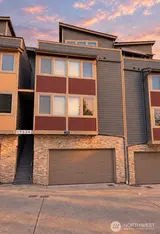 17526 83rd  in Kenmore