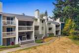 9494 Redmond Woodinville  in Redmond