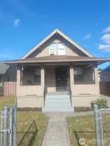 5823 Lawrence  in Tacoma