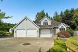 7819 130th  in Puyallup
