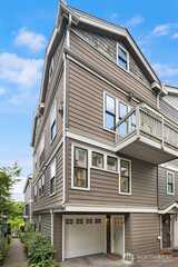 746 Boylston  in Seattle