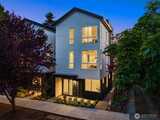 823 17th  in Seattle