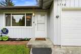 1710 7th  in Puyallup