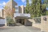 6321 Seaview  in Seattle