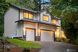 6326 247th  in Redmond