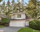 3541 252nd  in Sammamish