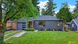 3152 82nd  in Seattle