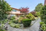 503 B Harrison  in Seattle