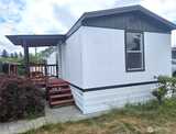 10302 Lakeview  in Lakewood