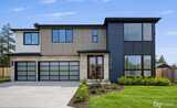 16219 Simonds  in Kenmore