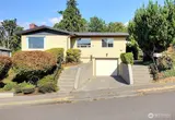 326 Renton  in Renton