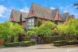 101 Comstock  in Seattle