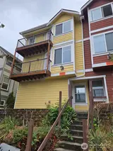 5802 Roosevelt  in Seattle