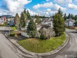 1704 Field  in Renton