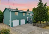 21675 267th  in Maple Valley