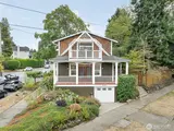 5728 Woodlawn  in Seattle