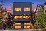 3843 Woodlawn  in Seattle
