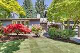8510 72nd  in Mercer Island
