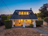 1557 Thorndyke  in Seattle
