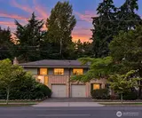13807 Greenwood  in Seattle