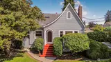 1115 Cedar  in Tacoma