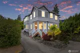 1904 Proctor  in Tacoma