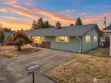 1913 King  in Shelton