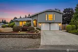 15018 113th  in Puyallup