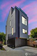 4107 25th  in Seattle
