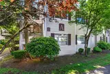 19230 Forest Park  in Lake Forest Park