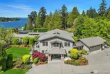 8910 33rd  in Yarrow Point