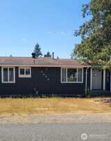 1402 Violet Meadow  in Tacoma