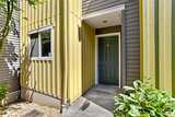 1544 Cherrylane  in Seattle