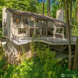 4336 Mercer Way  in Mercer Island