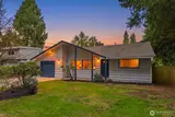 19112 3rd  in Shoreline