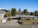 1009 Browns Point  in Tacoma