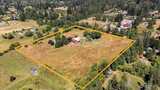 22045 276th  in Maple Valley