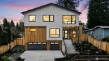 14 158th  in Bellevue