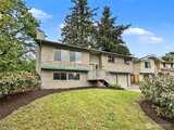 1712 Olympia  in Renton