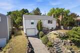 4153 39th  in Seattle