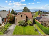 6901 40th  in Seattle